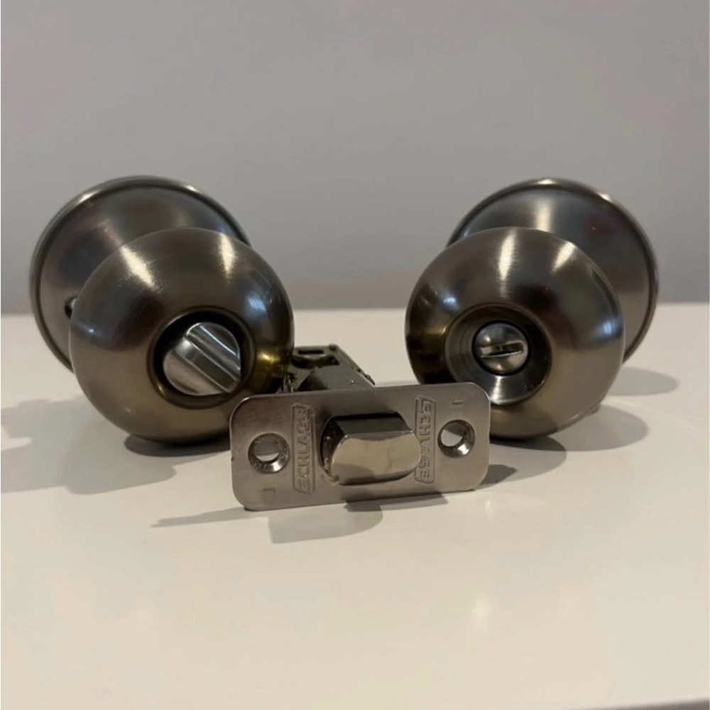 Schlage Privacy Door Knobs for Bed/Bath - Brushed Nickel